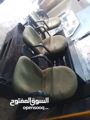  1 كرسي انتظار 3مقاعد ثقيل ونظيف.