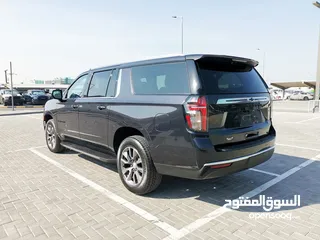  5 Chevrolet LT Suburban - 2022- Grey