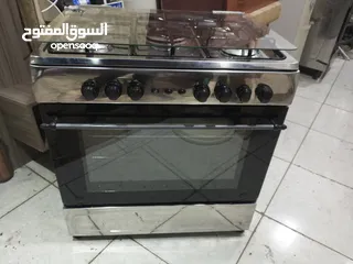  1 غاز خمس عيون مع فرن ستالستيل إستعمال بسيط بحال الوكالة للبيع