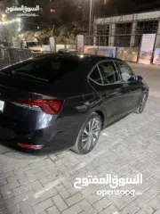  1 اسكودا اوكتافيا