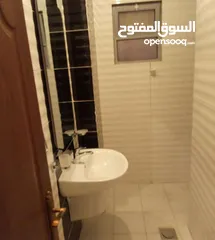  8 شقة مميزة - مرج الحمام - 4نوم 2ماستر - 220م