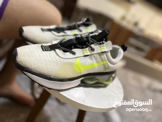  9 مجموعة كاملة من الأحذية الرياضيه ماركات اصلية بحالة وكالة