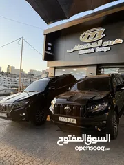 12 جب لاند كروزر