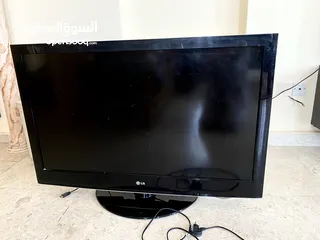  2 تلفزيون LG tv + ابل تي ڤي apple tv بدون ريموت