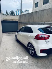  8 كيا برايد فل الفل اضافات بصمه وفتحة سقف اصل برايفيت عداد 54 الف