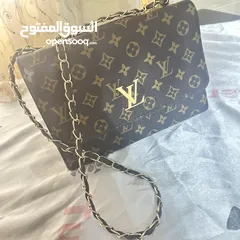  10 شنطه اصليه برادا