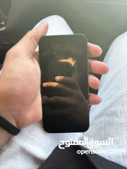  2 ايفون 13 مساحة 128GB بطارية 84% لون اسود.....................................