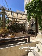  4 شقة فاخرة للبيع 250 متر مربع داخلي 250 متر مربع خارجي ام زويتينة