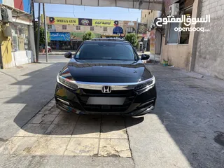 3 هوندا اكورد تورنج مواصفات خاصة موديل 2019 بحاله الوكاله المسافه المقطوعه 72 الف كيلو