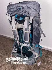  2 حقيبة ماركة اسبري ( OSPREY ) 65 لتر شبه جديده معها كفر مقاوم للماء