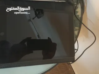  3 ايباد وكاله مستعمل اقل من شهر معه شاحنه الاصلي وكرتونته وضايل لكفالته تسعه اشهر موجود بالمفرق حي الف