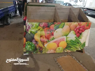  7 رفوف وطاولات خضرة بحاله ممتازه حديد تفصيل