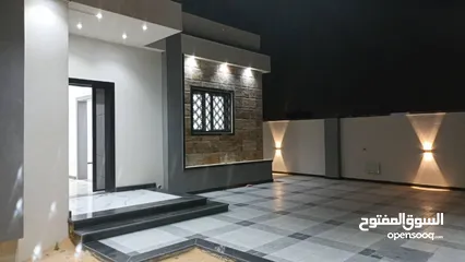  1 منزل أرضي جديد ما شاء الله للبيع في مدينة طرابلس منطقة عين زارة بالقرب من جامع موسي كوسا