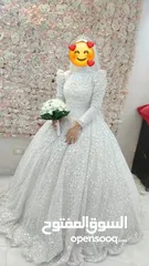  2 فستان زفاف للبيع 1300ج