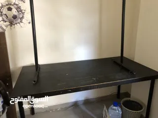  2 مكتب دراسة + طاولة كبيرة