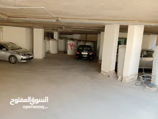  6 شقة فارغة من المالك مباشره للعائلات فقط