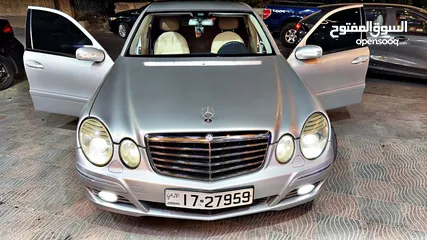  5 Mercedes Benz W211