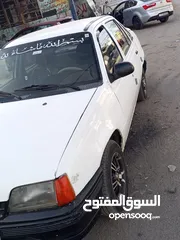  4 اوبل كاديت 1986