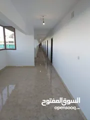  3 مكتبين للبيع في نادي النصر الطابق الأول فوق المحلات