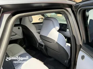  4 سيارات للايجار بنزين وكهرباء بأعلى المواصفات وسيارات حديثه واقل الاسعار
