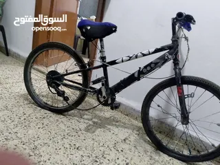  1 بسكليت جنط 22 جنزير فرك البسكليت بسم الله ماشاء الله بحالة جيدة جدا الموقع حي نزال قرب مسجد زينب