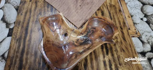  3 اكسسورات وتحف خشبيه