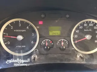  3 بورتر موديل 2012 مالك واحد حرة  سيارة وكاله. كوشوك وكاله فحص كامل