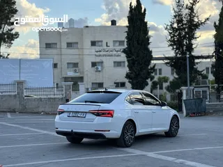  11 سوبيرب 2021/20 ديزل 190 حصان مع رقم مميز سعرر حررق كاش فقط