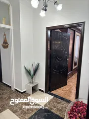  8 منزل مستقل للبيع