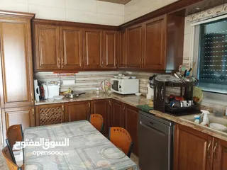  19 شقة أرضية للبيع مساحة 178 متر