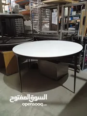  4 Round white colour table