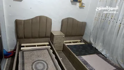  1 تختين خشب لاتيه