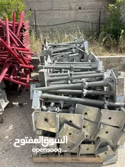  37 اكرو و سلالم مستعمل بحالة الجديد للبيع تصلح لكافة الارتفاعات بتصميم متكامل و مستورد من الصين