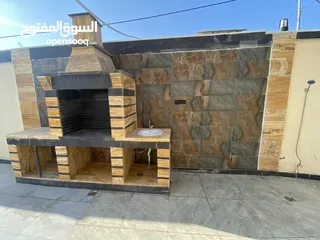  17 شالية باطلالة على بحر الميت للإيجار