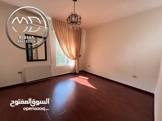  9 شقة فارغة للايجار جبل عمان طابق أول مساحة 250م 4 نوم اطلالة جميلة