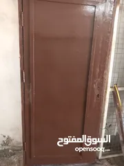  1 ابواب خشب  بسعر حرق والسعر مميز