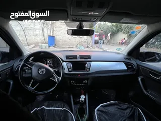  5 فابيا 2017 للبيع او لبدل على اكتافيا فرقية كاش