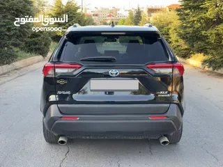  17 TOYOTA RAV4 HYBRID 2021 XLE