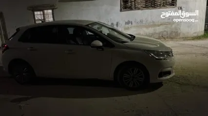  4 ستروين C4 بسعر ناار