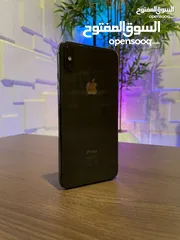  1 آيفون xs أسود للبيع
