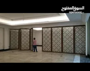  4 نعمل على تفصيل وتركيب الجلسات بالمظلات الكهربائيه مع الزجاج المتحرك سلايد سليم او الفولدينج، ب الالم