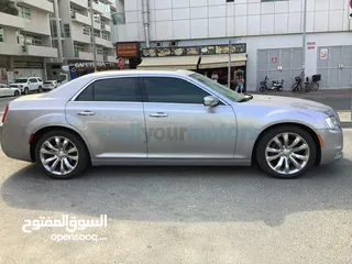  5 كرايزلر C300 -GCC