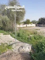  14 مزرعة للبيع بموقع مميز قريب للخدمات والسعر مناسب