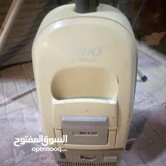  1 مكنسه كهربائيه للبيع