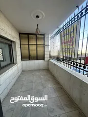  3 للبيع شقة طابق ارضي
