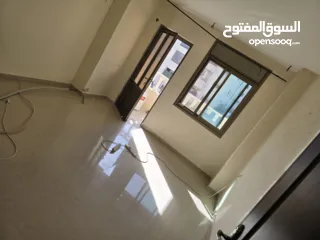  11 شقه 150م للايجار