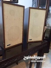  7 أمريكية **سمعات Advent  أمريكية 10انش او اكثر  وزن السمعات 38كيلو