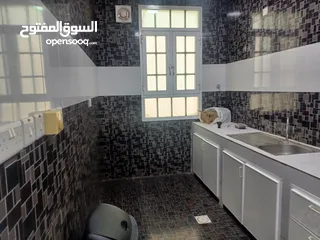  4 للبيع شقق في المعبيلة الثامنه حاليا الثالثه قريب من نيستو