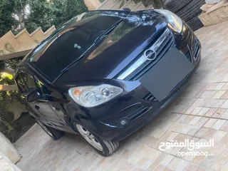  1 اوبل كورسا 2010
