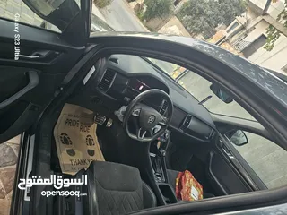  4 سكودة كودياك 2019 دهان تجميلي في 3 قطع في السيارة خالية من الحوادث